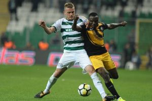 Bursaspor 3 puan alarak çıkışa geçmek istiyor