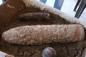 100 yıllık top mermisi bulundu
