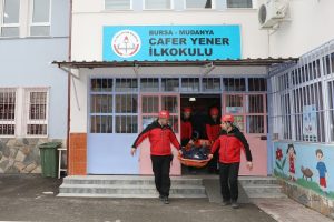 Bursa Mudanya Arama Kurtarma'dan okullarda tatbikat