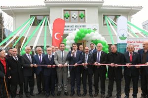 Bursa Tuna Mahallesi Gençlik ve Spor Merkezi açıldı