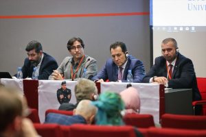 Bursa merkezli dernekten Aliya İzetbegoviç paneli