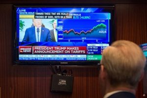 Trump'a 'ticaret savaşı' uyarısı