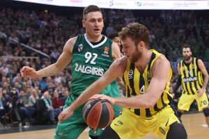 Fenerbahçe Doğuş play-off'u garantiledi