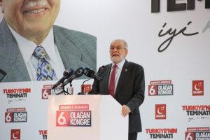 Karamollaoğlu: Bugün dört bir tarafımız ateşle çevrili