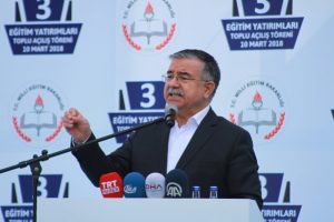 Bakan Yılmaz'dan öğretmen adaylarına müjde
