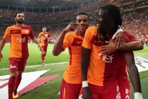 Newcastle ve Everton, Rodrigues'i izleyecek