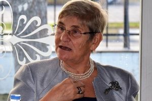 Karatay: Fıstık yerseniz fıstık, turp yerseniz turp gibi olursunuz