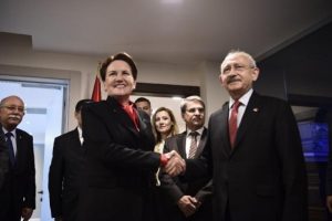 Kılıçdaroğlu, Meral Akşener'i ziyaret etti