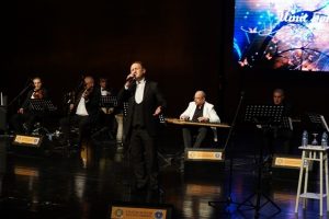 Bursa'da TSM sanatçılarından müzik ziyafeti