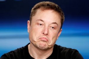 Elon Musk: Fabrikada yatıyorum!
