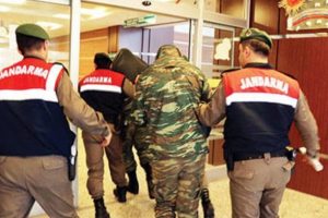 Atina'dan Yunan askerler için yeni hamle