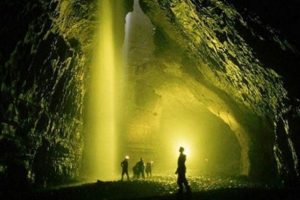 Dünyanın en derin mağarasına Ruslar indi! 