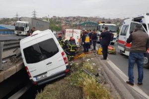 Feci kaza: 1 kişi öldü, Vali ve Kaymakamların eşleri yaralandı