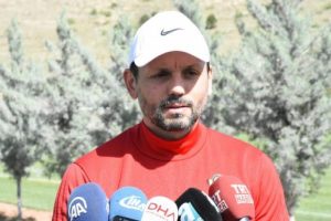Erol Bulut: ''Ligde 3 maçlık kredimiz kaldı''