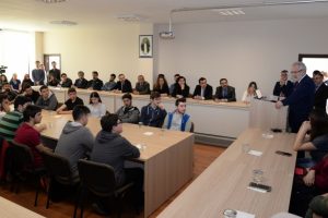 Bursa Orhangazi MYO'da 'Kariyer Günleri' başladı