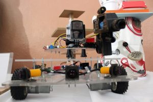 Bursa'da 'askerler ölmesin' diye savaş robotu yaptılar