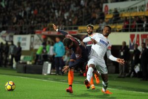 Alanyaspor'da Fernandes sakatlandı