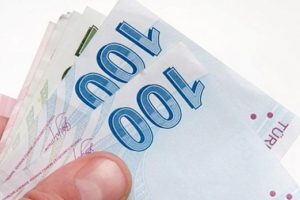 Başbakan duyurdu: Milyonlarca kişiyi ilgilendiren düzenlemeler...
