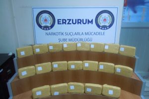 TIR'da gizlenmiş 47 kilo eroin ele geçirildi!