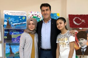 Bursa Bilgi Evi öğrencileri hünerlerini sergiledi