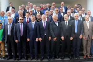 Bakan Bak: 'Ülkemizin gençlerine güveniyoruz'