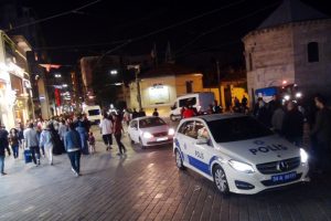 Taksim araç ve yaya trafiğine açıldı