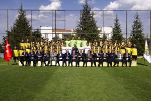 MKE Ankaragücü'nden şampiyonluk pozu