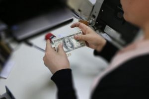 Antalya'da İran uyruklu 3 şüpheliye 'sahte para' gözaltısı