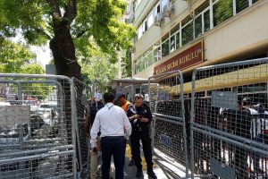 YSK çevresinde güvenlik önlemleri alındı