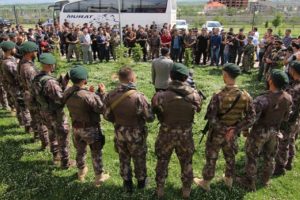 Dualarla uğurlanan o Tim geri döndü