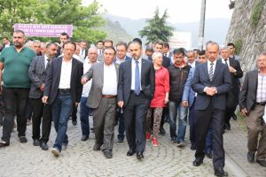 Bursa Büyükşehir Belediye Başkanı Aktaş Misi Köyü'nü ziyaret etti