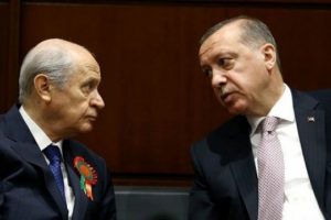 Etyen Mahçupyan: Galiba AK Parti'de cin gerçekten de şişeden çıkmış