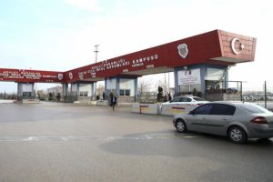 Darbe sanığı pilotu birlikte uçuş yaptığı pilot yalanladı