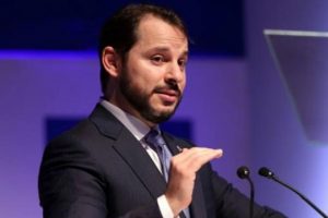 Bakan Albayrak Çin'de enerji sektörünün temsilcileriyle görüştü