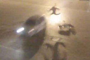 Havada taklalar atarak yere çakıldı