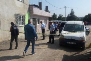 Bursa'da husumetli ailelerin kavgası: 1 ölü, 2 yaralı