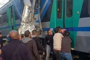 Tunus'ta iki tren çarpıştı: 1 ölü, 60 yaralı