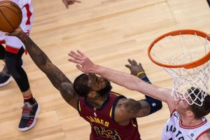 Cavaliers, LeBron'la kazandı
