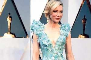 Cate Blanchett: Ben de tacize uğradım