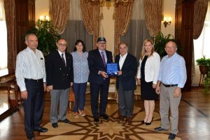 Vali Karaloğlu: ''Deniz biterse Antalya turizmi biter''