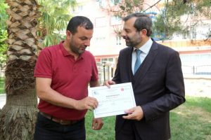 Bursa Gürsu'da girişimcilik kurslarını tamamlayan kursiyerlere sertifika