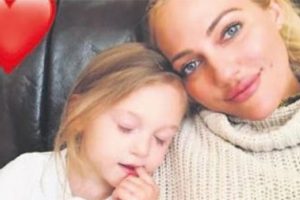 Meryem Uzerli'nin 'Lara' huzuru