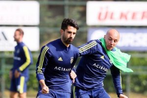Fenerbahçe, Bursaspor maçına hazırlanıyor