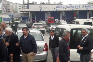 Sistem gitti, kuyruk gittikçe uzadı
