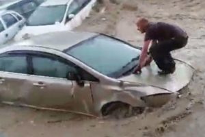 Ankara Valisi'nden çağrı yaptı: Araçlara dokunmayın