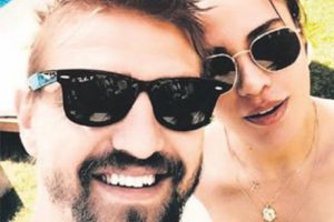 Şükran Ovalı ve Caner Erkin'den aşk pozu