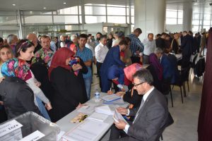 Ak Parti Bursa'da temayül yoklaması yapıldı