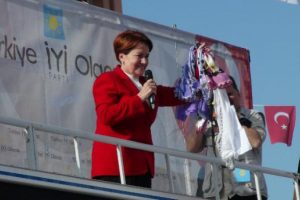 İYİ Parti Genel Başkanı Akşener Kilis'te miting düzenledi