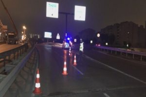 İstanbul'da bazı yollar trafiğe kapatıldı