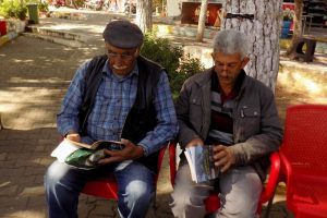 Bu ilçede her yerde kitap okunuyor